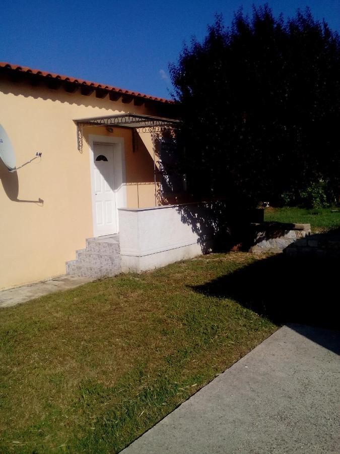 Studios Στουσ Πυργουσ Θερμησ Митилини Экстерьер фото